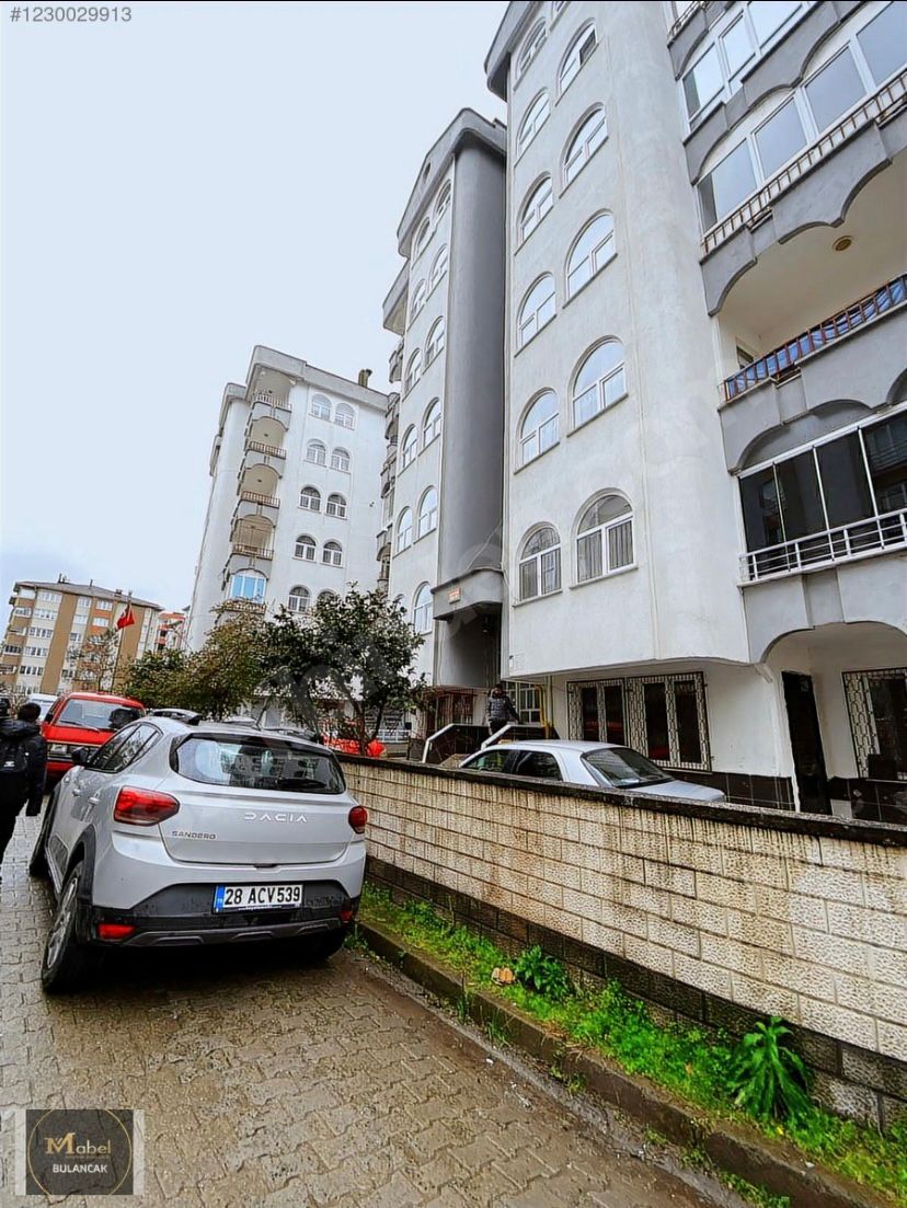 BALLICA MAH SİTE İÇİ LUX EŞYALI DAİRE